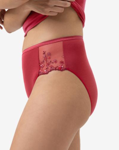 MEY Delightful slip Gala red elegante bloemenborduursels zijkant